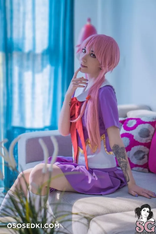Yuno Gasai by lorenahysteria - 1