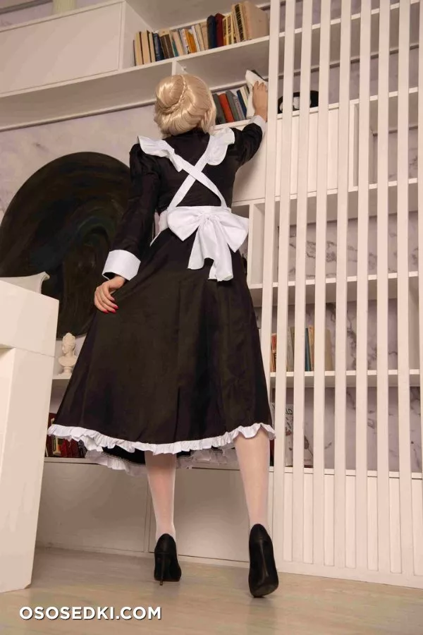 Saber Maid by Tsuki Desu - 2