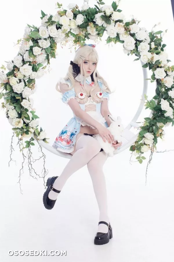 Alice in Easterland by candy_ball - 1