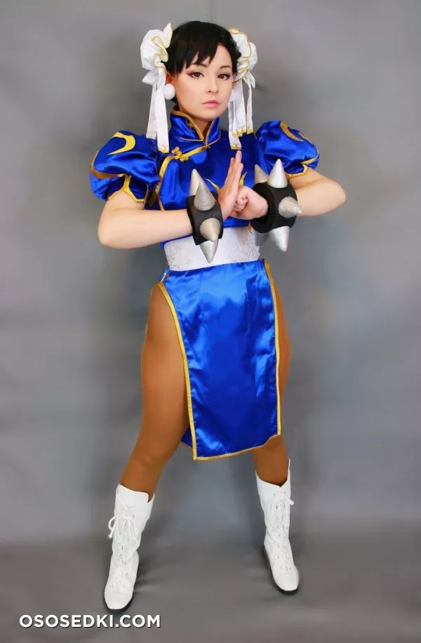 Chun-Li by Hidori Rose - 1