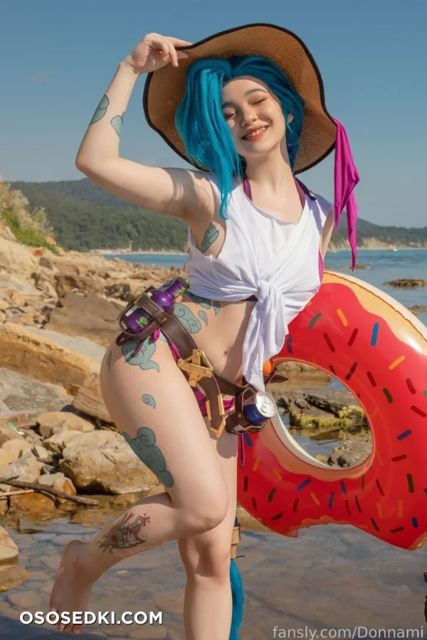 DonnaMi - Jinx [Beach] (League of Legends) - 2