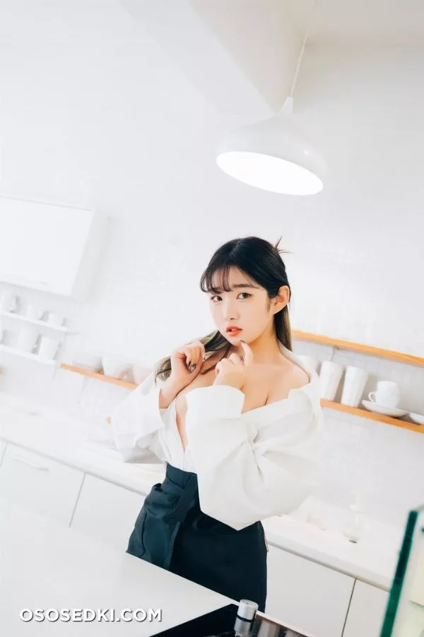 [Loozy] Sonson (손손) - Nude Apron - 4