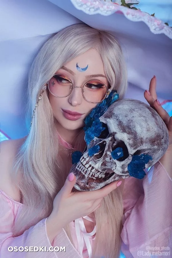 Lady Melamori - Which - 4