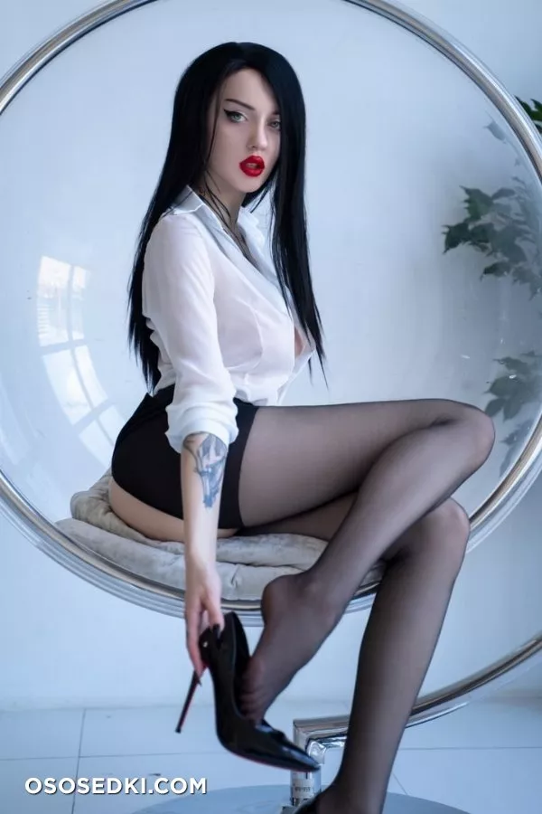 Xenon - Office lady - 3