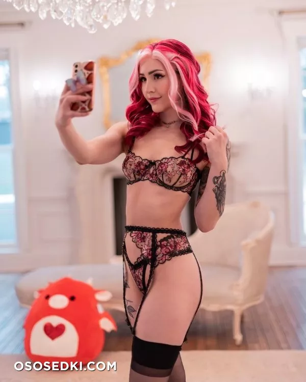 Luxlo - Red - 1