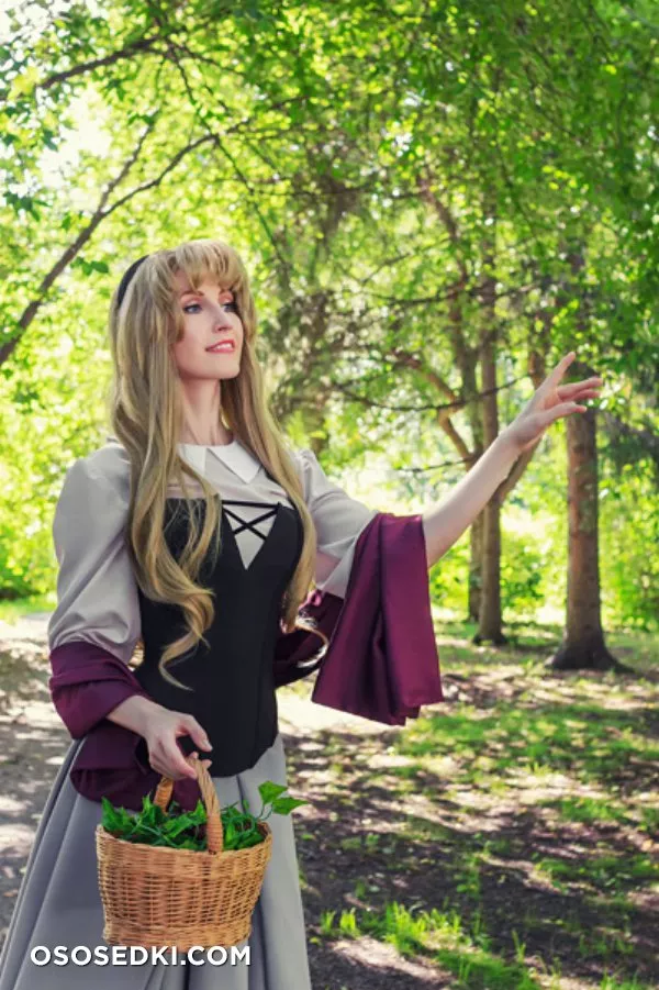 Aurora aka Sleeping Beauty from Disney - 1