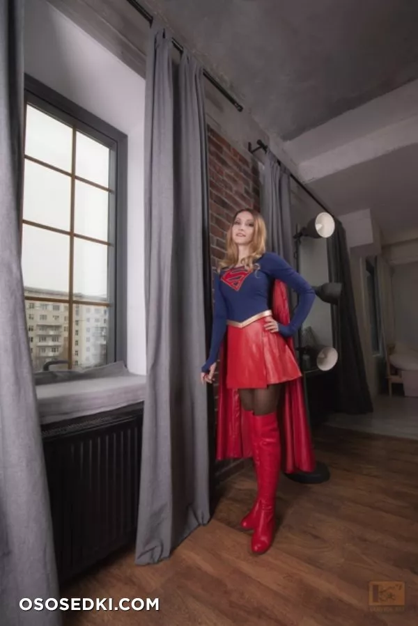 Supergirl from DCCOMICS - 3