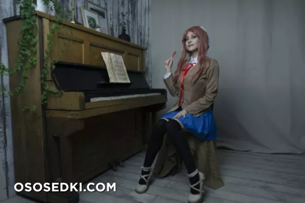 Monika from Doki Doki literature club - 2
