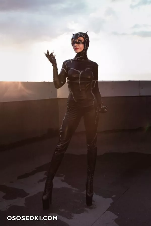 Cat Woman from DC comics - 4