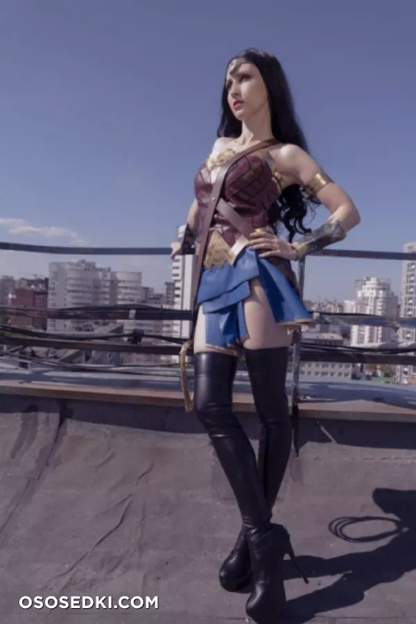 Wonder Woman - 3