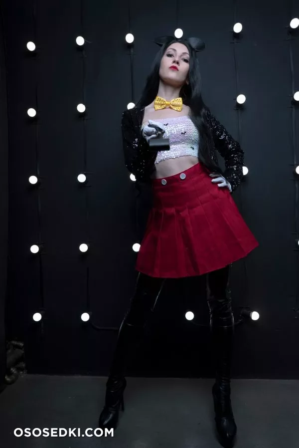 100. Mickey Mouse (art) - 3