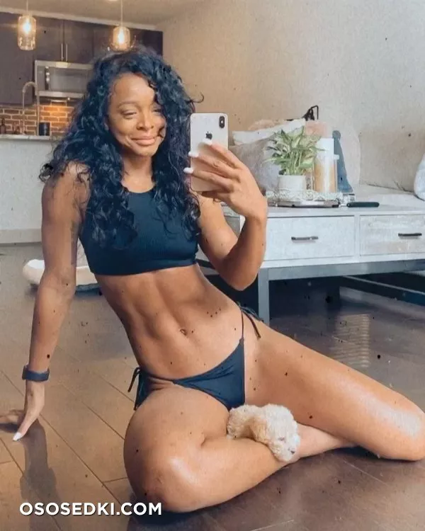 Jenna de Leon - 1