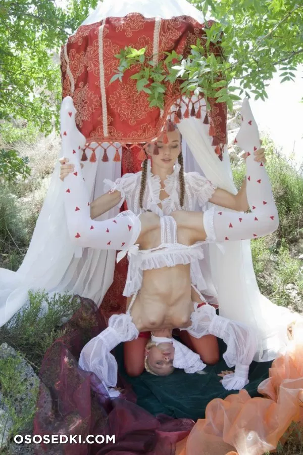 Milena D &amp; Nika N -  Funtzio  - 1