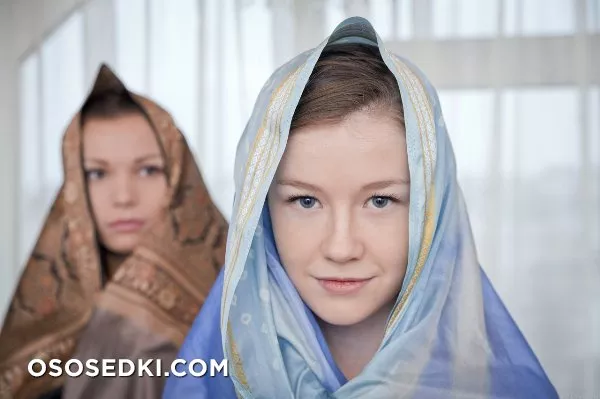 Emily Bloom &amp; Aruna A - Levitate Аrt (Ukraine) - 1