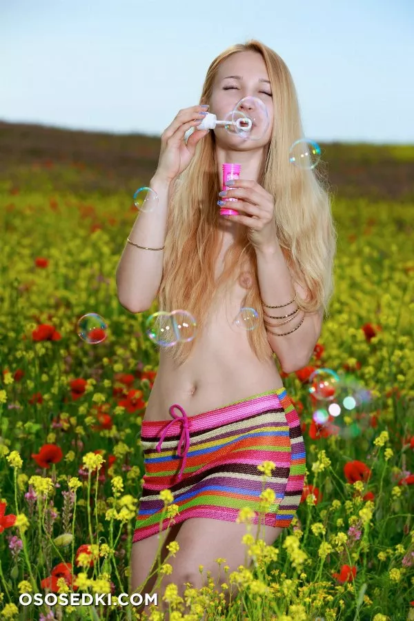 Kendell - Beaming Blonde - 4