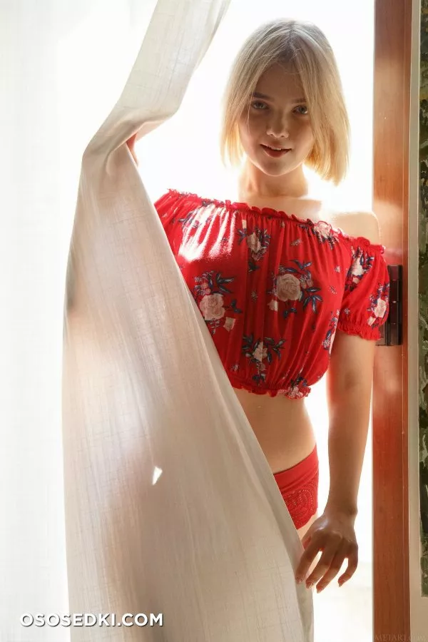 Chanel Fenn - Alley fun - 1