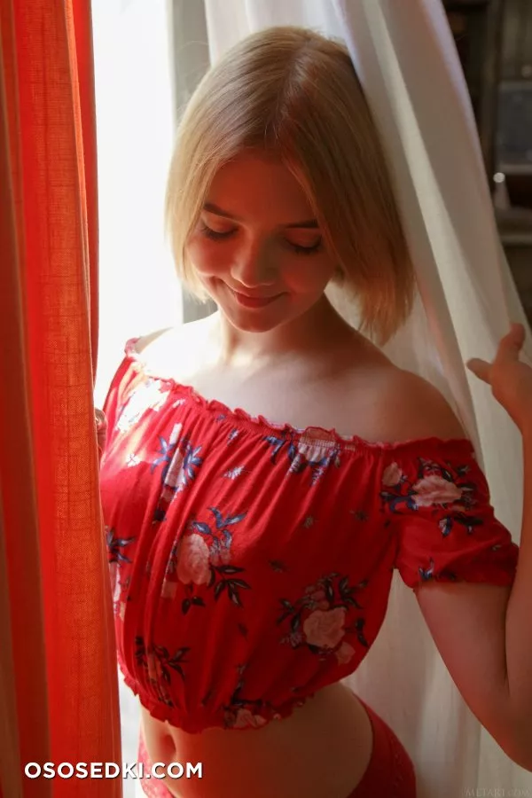 Chanel Fenn - Alley fun - 4
