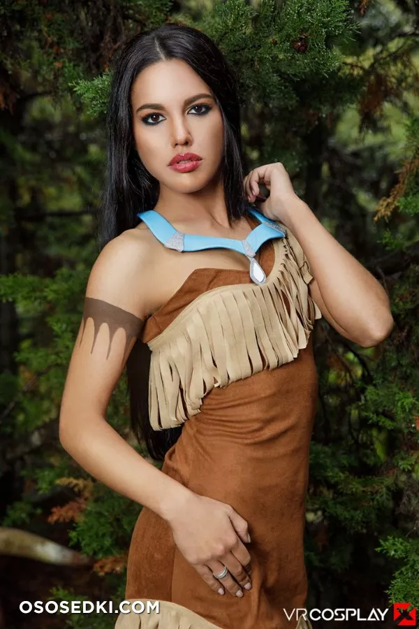 Apolonia Lapiedra | Disney | Pocahontas - 1