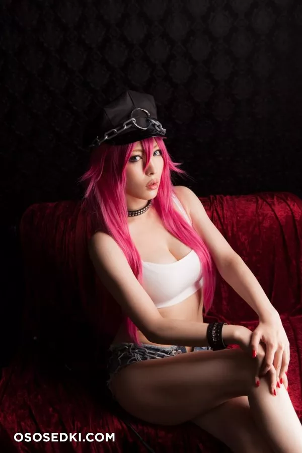 Usagi | Street Fighter | Poison - 2