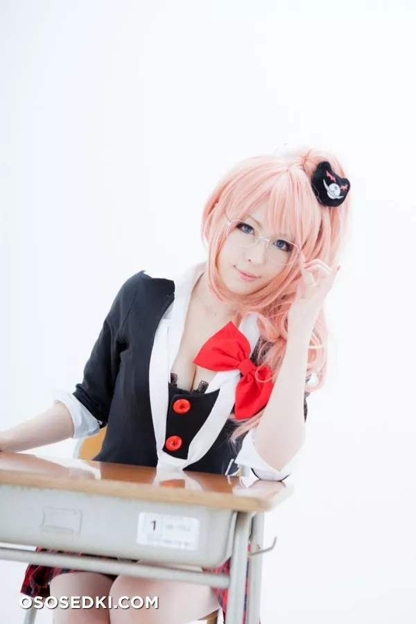 Usagi | Danganronpa | Junko Enoshima - 3