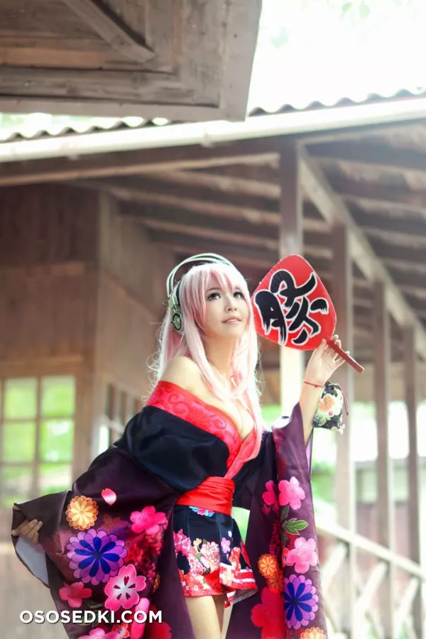 SesshuAsuak (半半子) | Super Sonico - 4