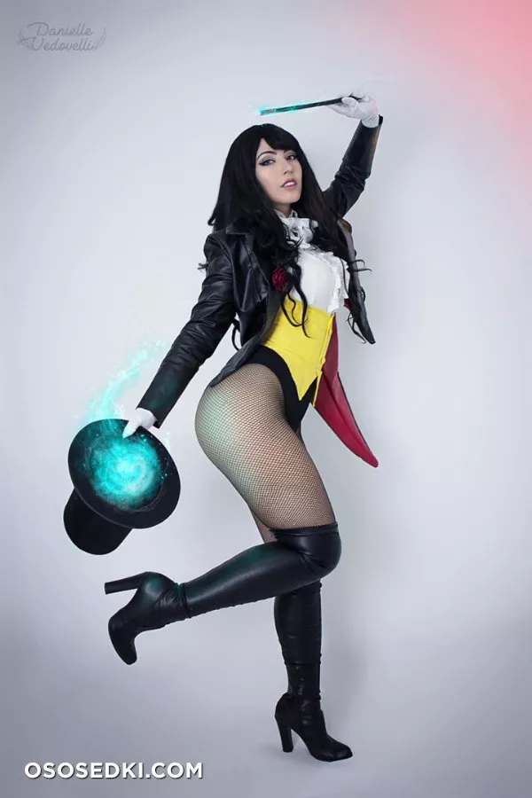 Danielle Vedovelli | DC Comics | Zatanna - 1