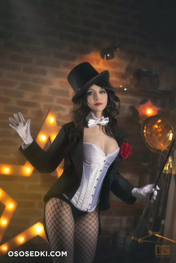 - | DC Comics | Zatanna - 4