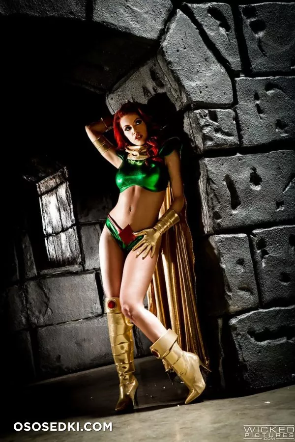 Britney Amber | DC Comics | Maxima - 1