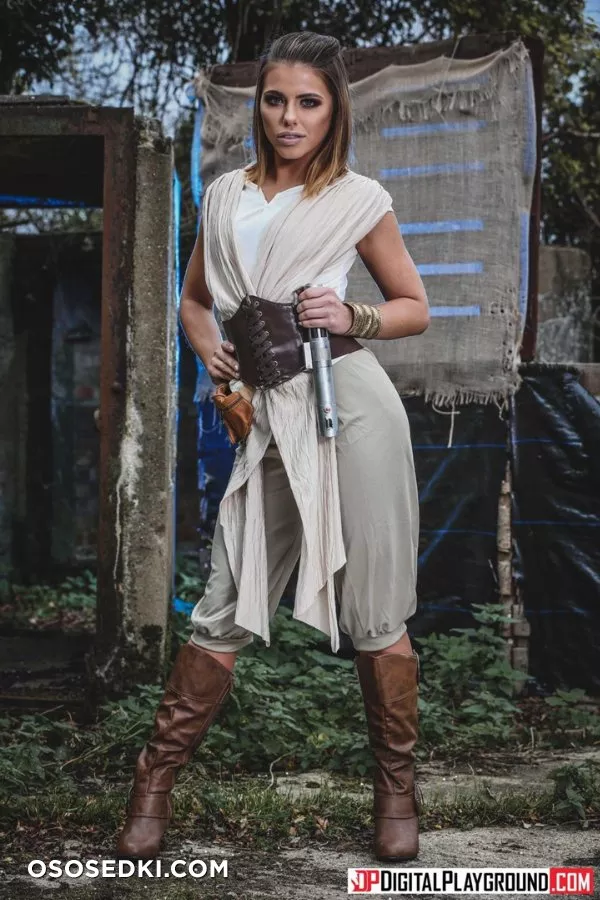 Adriana Chechik | Star Wars | Rey - 1