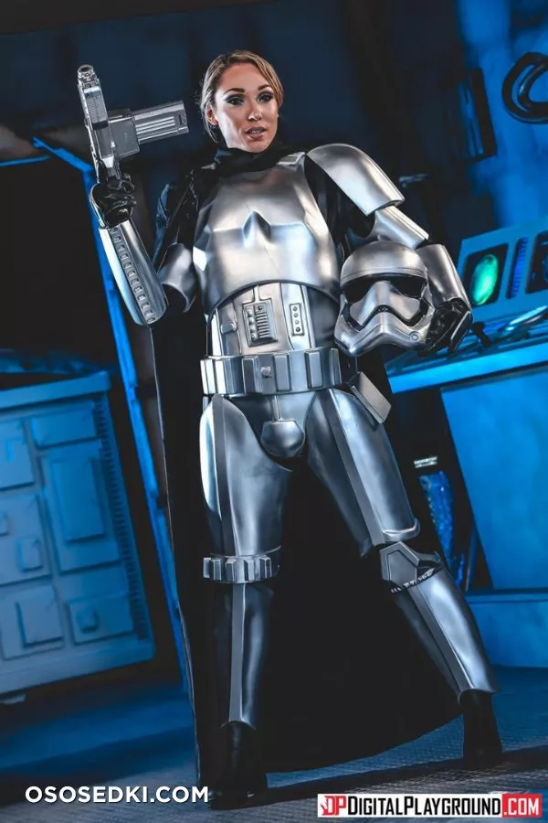 Lily Labeau | Star Wars | Stormtrooper - 1