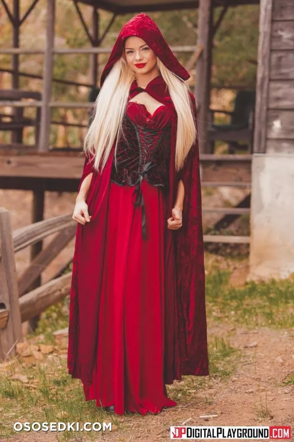 Elsa Jean | Little Red Riding Hood - 1