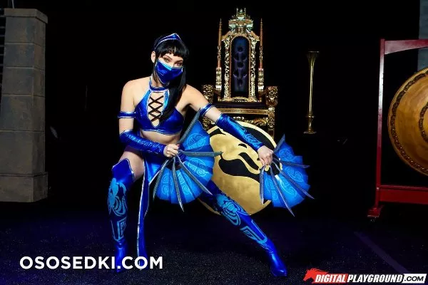 Aria Alexander | Mortal Kombat | Kitana - 2
