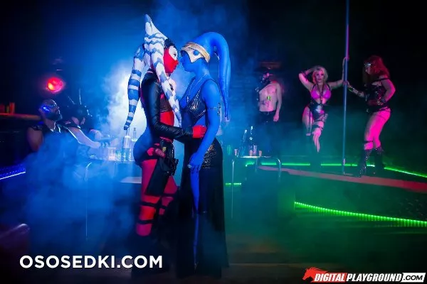 Eva Lovia | Star Wars | Twi'leks - 1