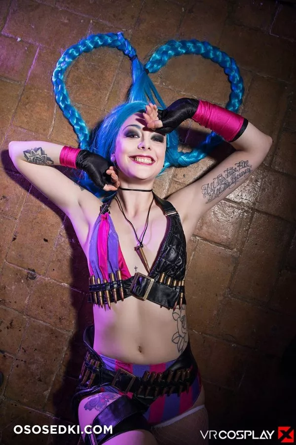Alessa Savage | League of Legends | Jinx - 3