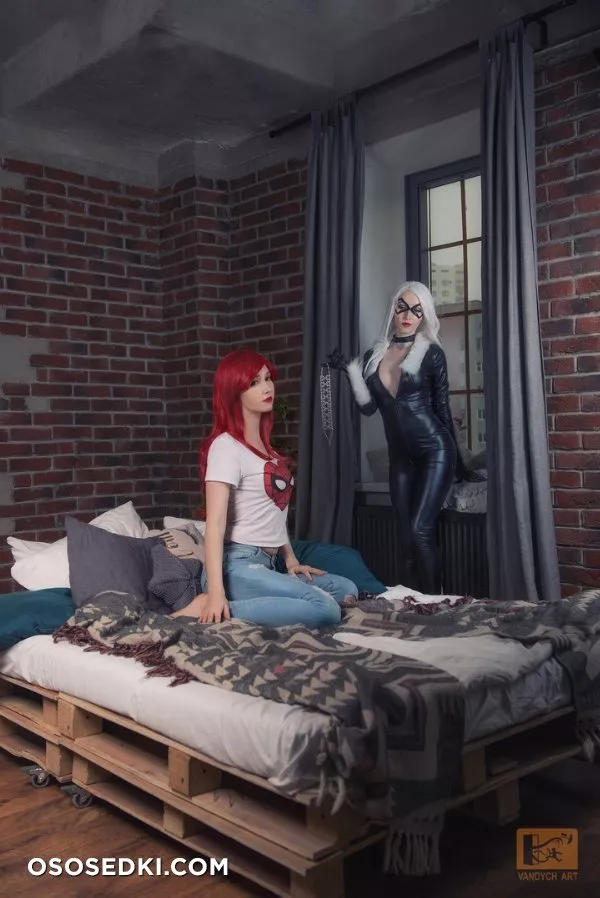 - | Marvel | Black Cat &amp; Mary Jane - 1
