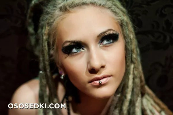 lena scissorhands - 1