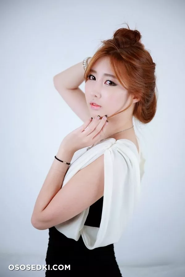 Shin Se Ha - 1