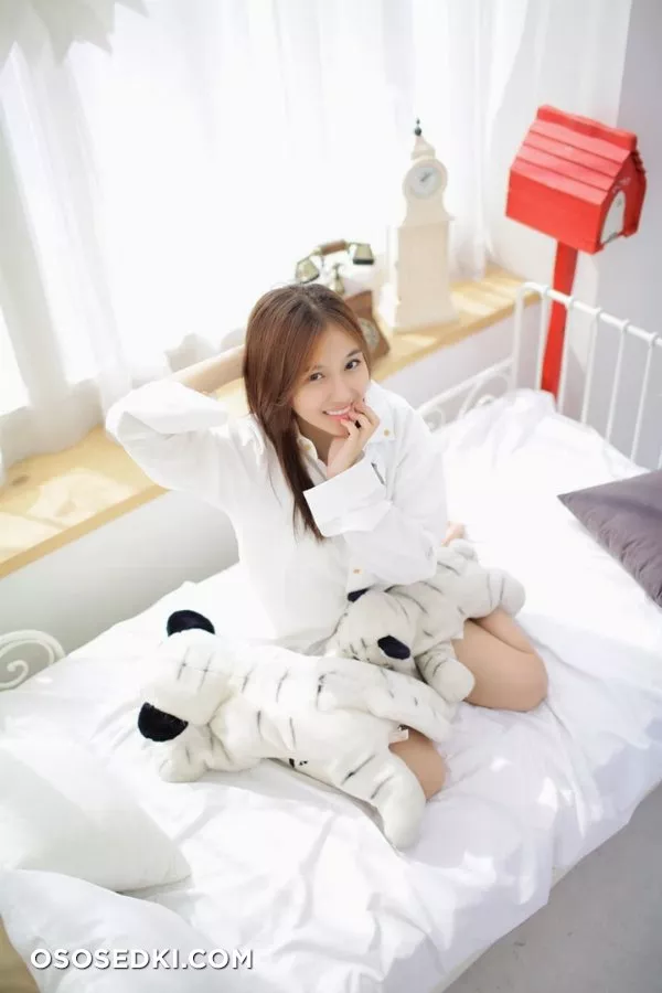 Ji Eun - 5