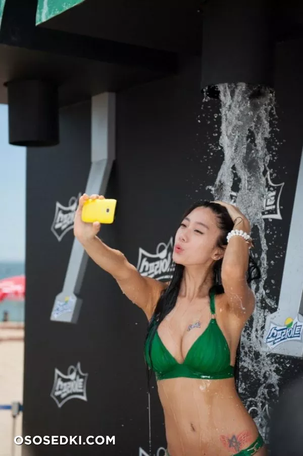 Clara Lee - 1