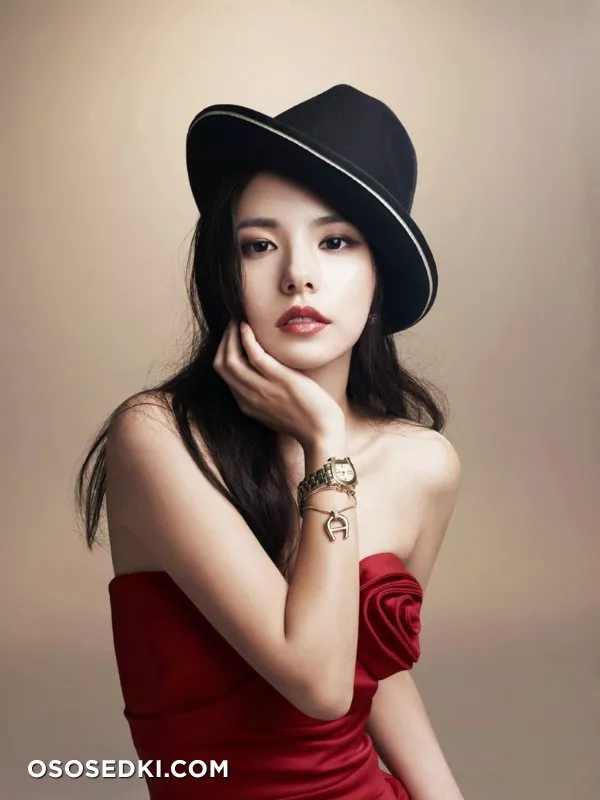 Min Hyo Rin - 4