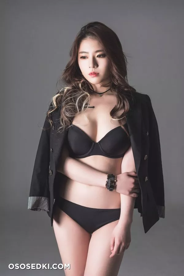 Jung Mi - 1