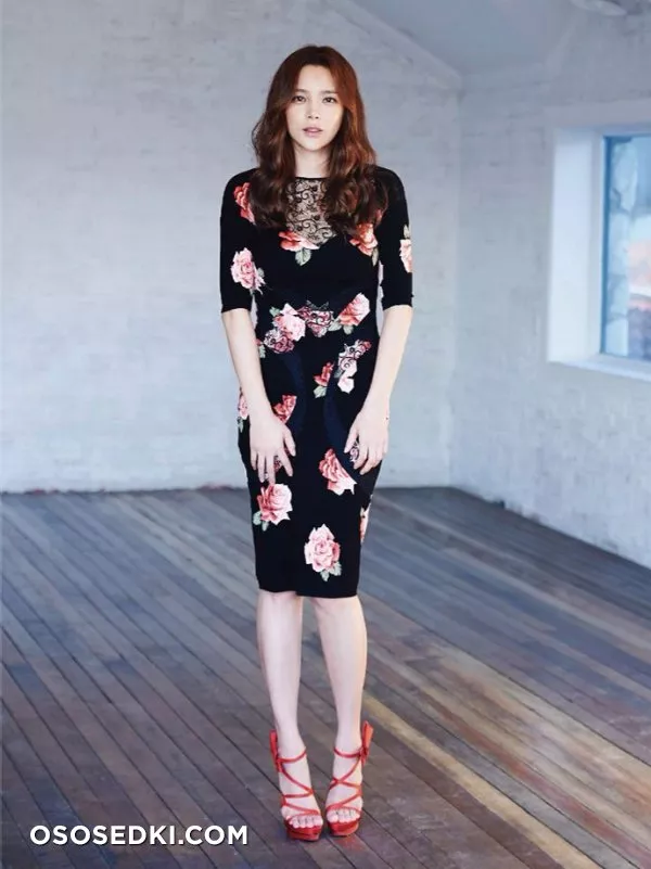 Park Si Yeon - 1