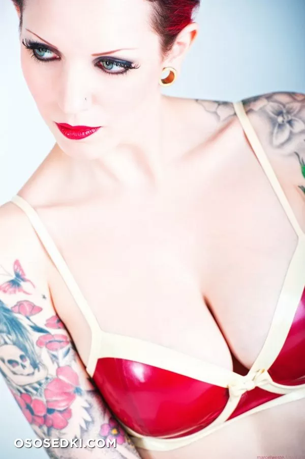 Evilla D Ark - 1