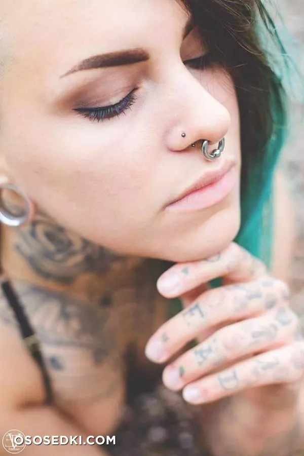 Devine De'hara - 3
