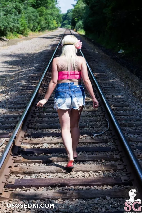Coventry - Summertime Sadness - 2