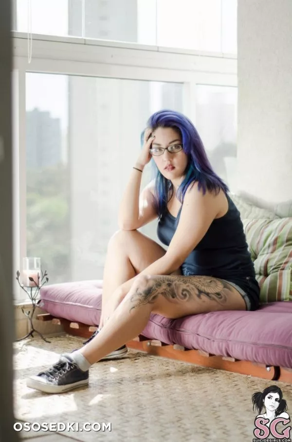 Yannaly - Blue Is The Warmest Color - 1