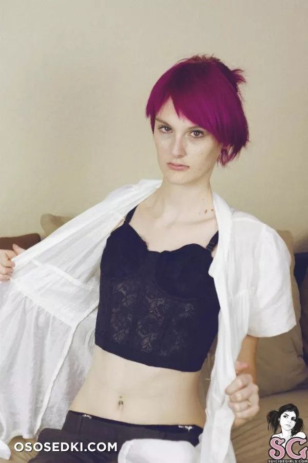Chthonia - Casual Friday - 3