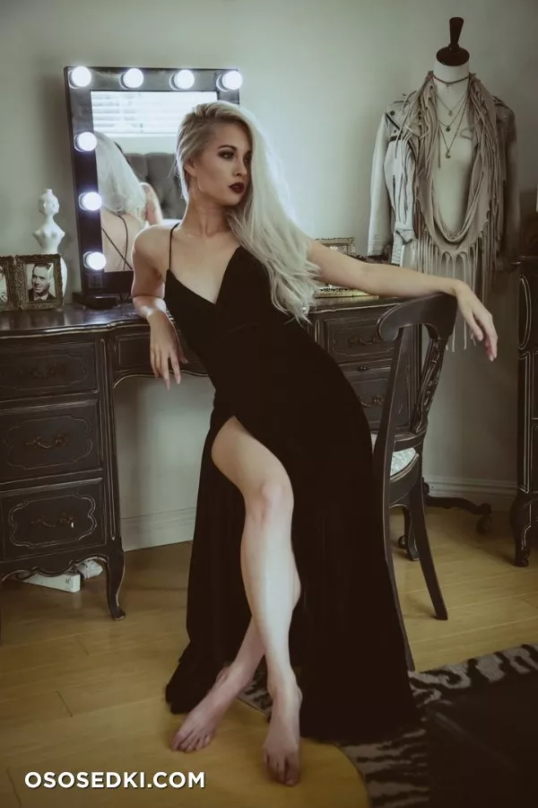 Hendoart erotic patreon cosplay set - 1