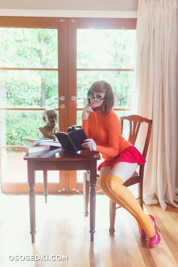Kayla Erin - Velma - erotic patreon cosplay set - 5