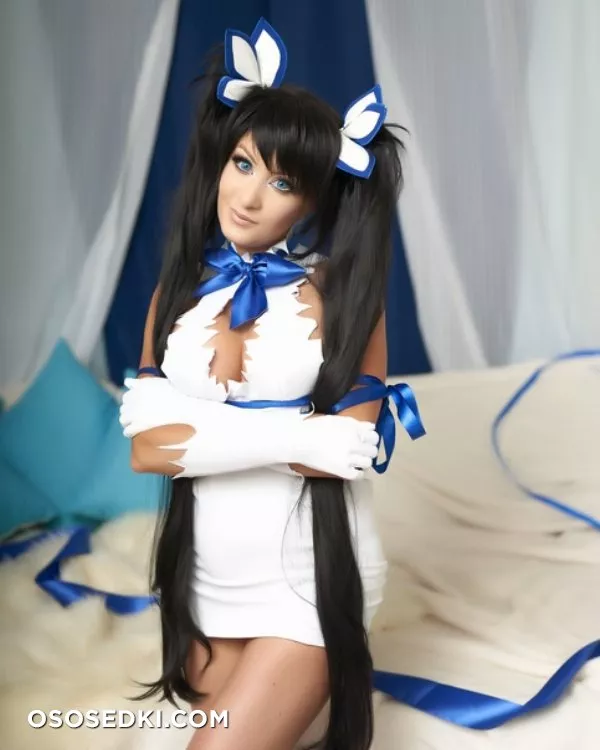 Kate Sarkissian - Hestia erotic patreon cosplay set - 4